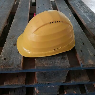 Casco de seguridad - lesiones en obra de construccion Casco de seguridad - lesiones en obra de construccion