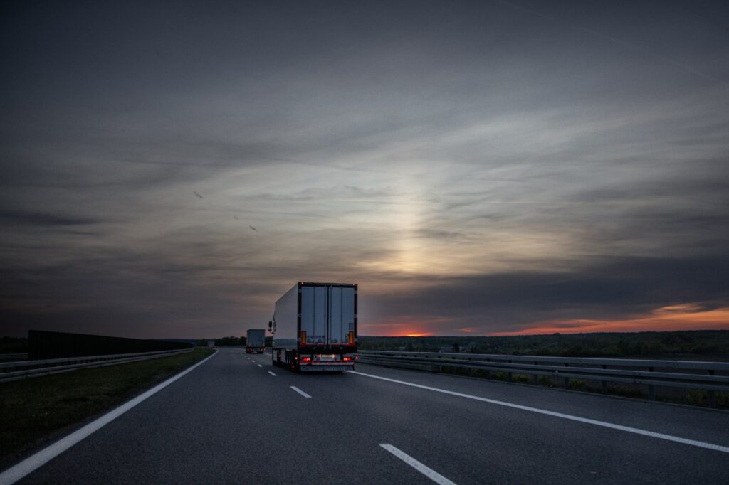 Orange County truck accident lawyer - Smith Trial Group