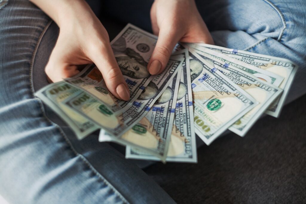 Whistleblower reward for reporting fraud